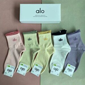Alo Yoga Socks 5 Pack